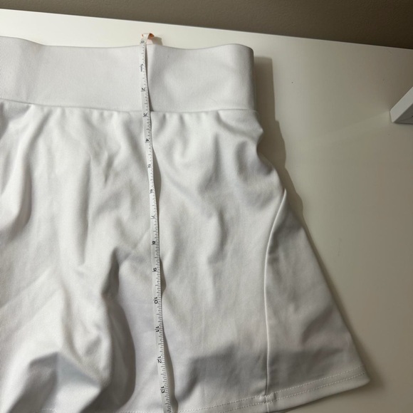 White Athletic Tennis Skirt - Picture 6 of 6